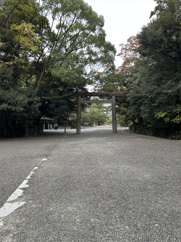 伊勢神宮の鳥居